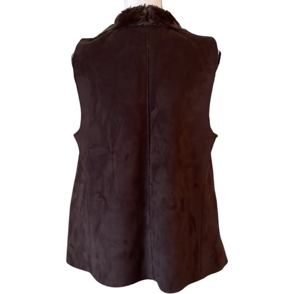 Marc New York Drape Faux Fur & Faux Suede Vest with Pockets Size Medium - Picture 6 of 8